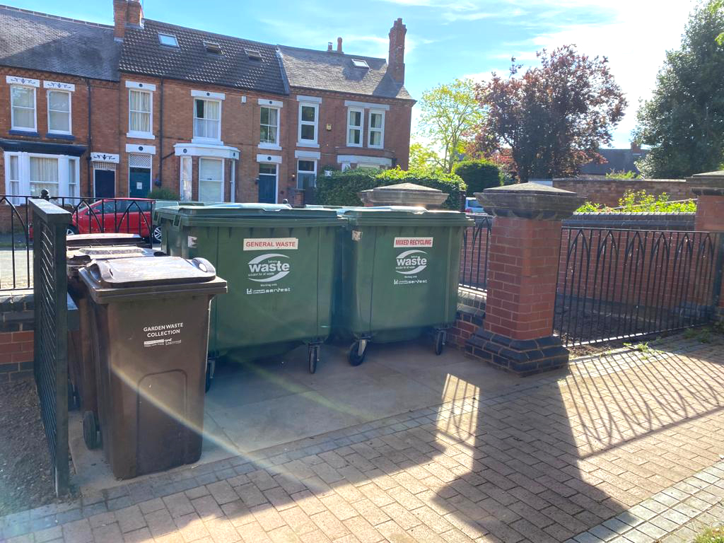 Rotarians ‘Bin’ busy again!